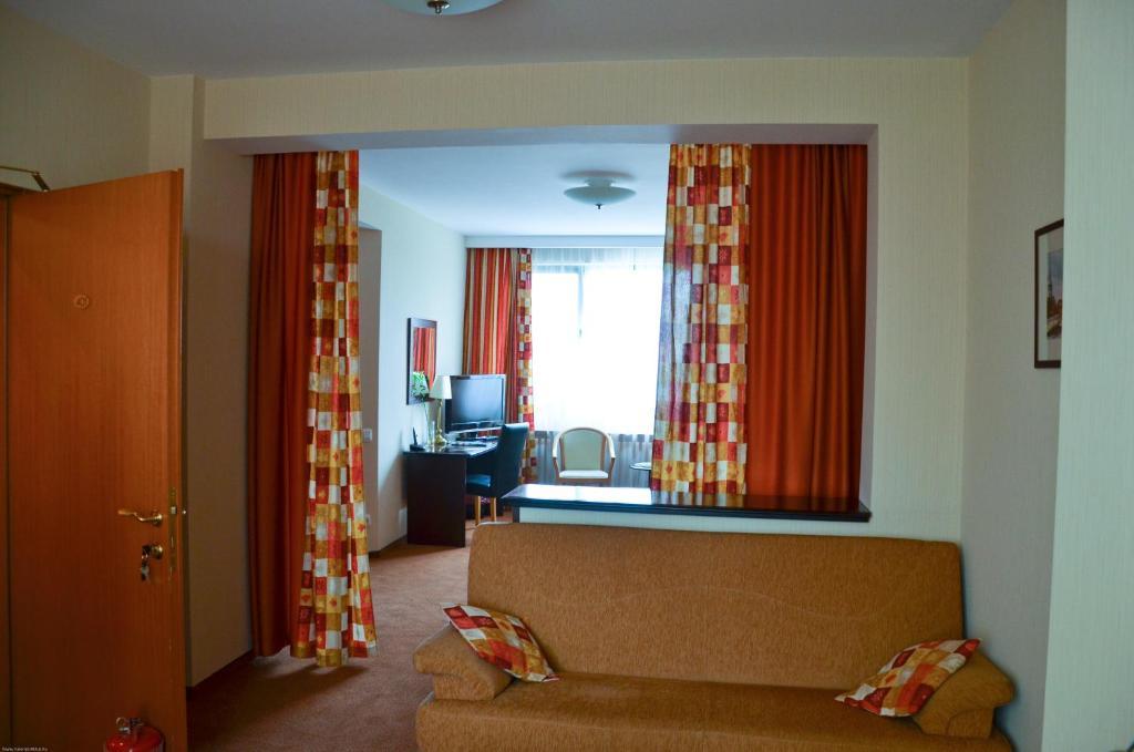 בוקרשט Hotel Dan חדר תמונה