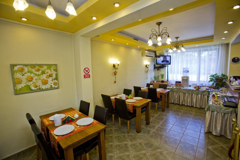 בוקרשט Hotel Dan מראה חיצוני תמונה