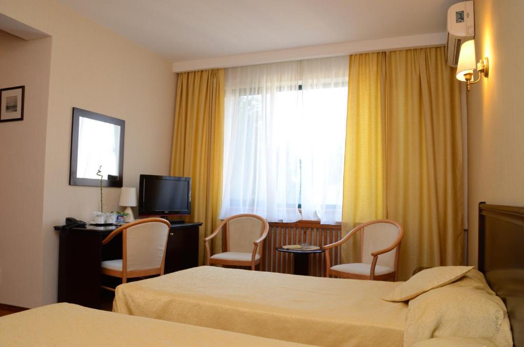 בוקרשט Hotel Dan חדר תמונה