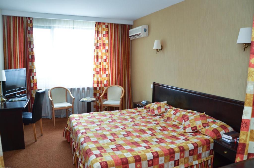 בוקרשט Hotel Dan חדר תמונה